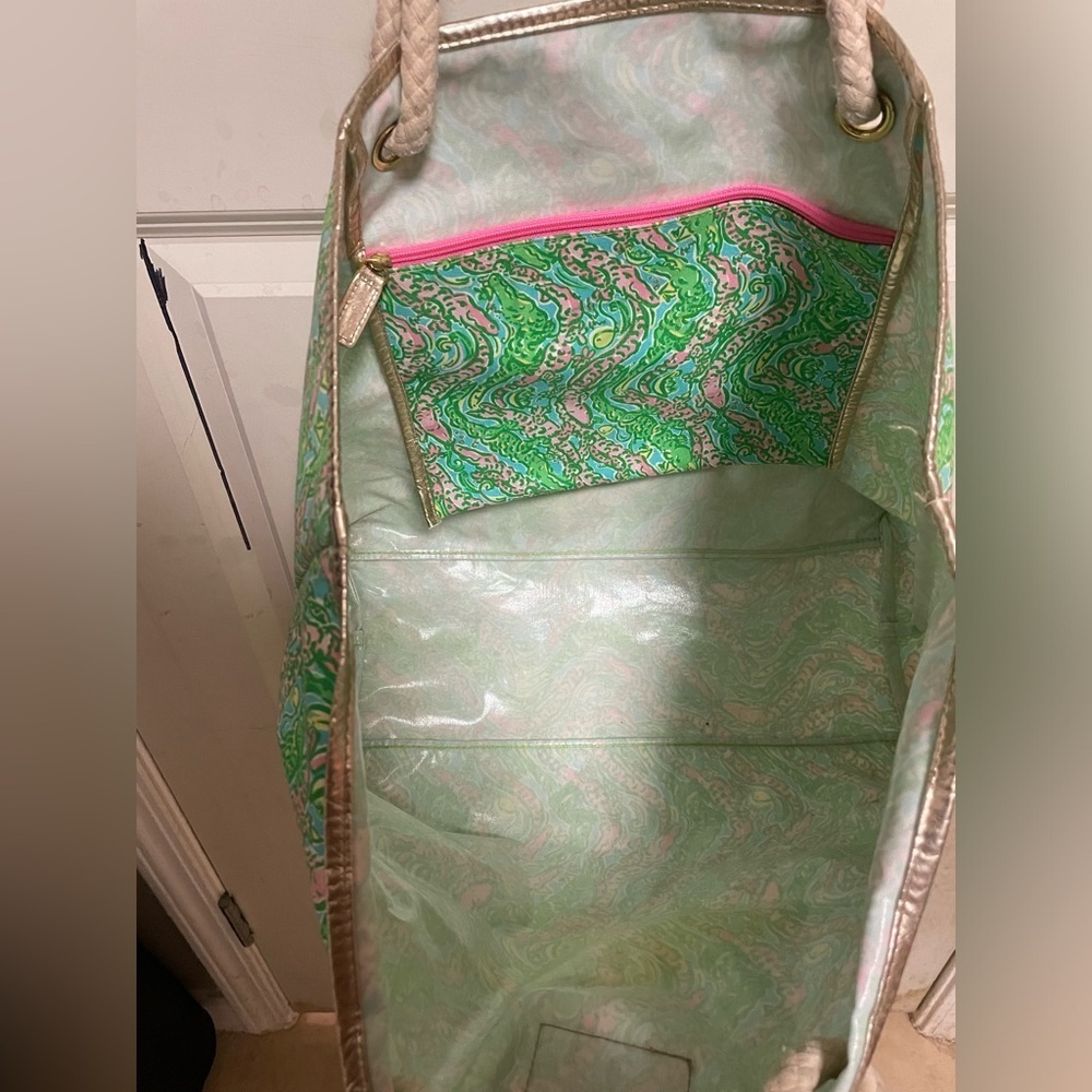 Lilly Pulitzer Green and Pink Tote Bag - Picture 11 of 13